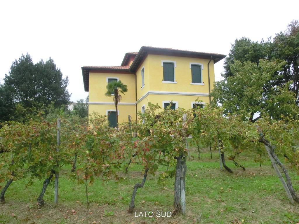 Villa a Manzano in Via Abate Geroldo, 7 - Foto 4