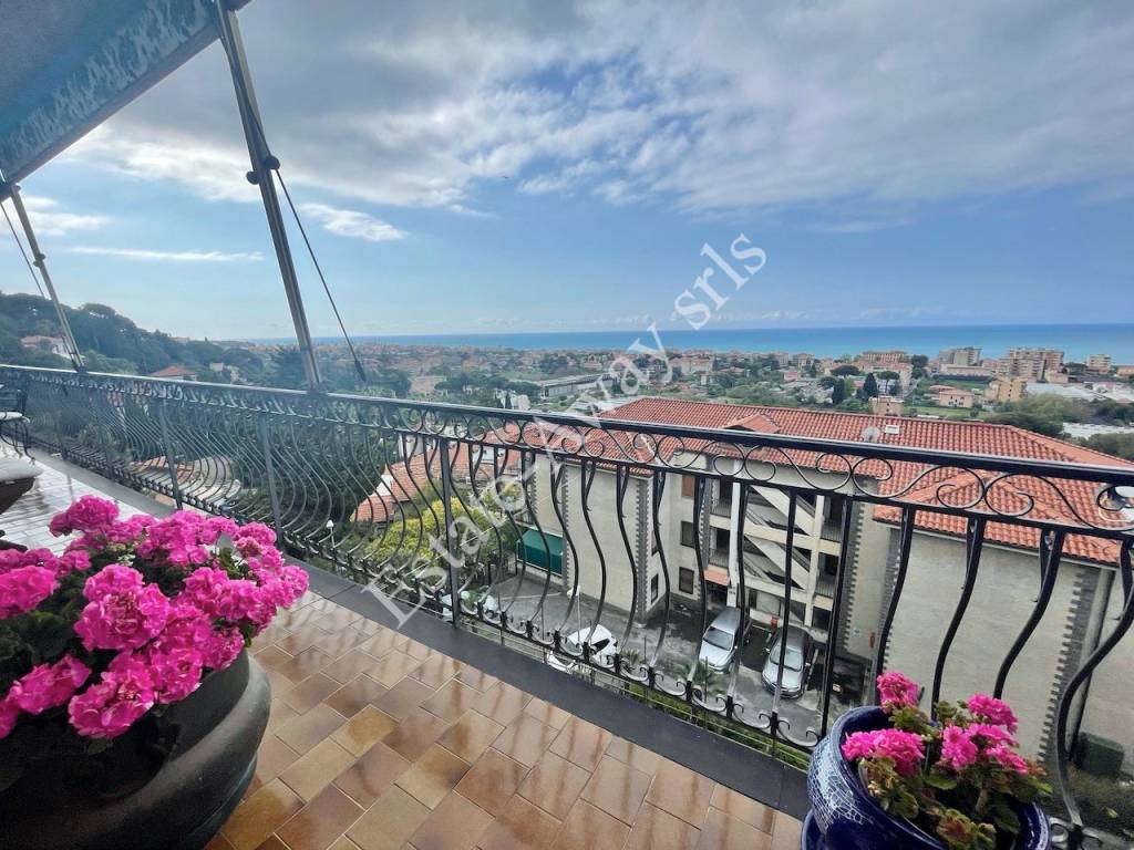 Appartamento a Vallecrosia in Via Conca Verde - Foto 3