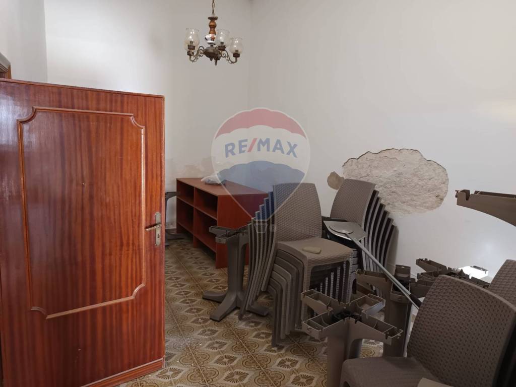 Casa indipendente a Brindisi in Via Saverio Mercadante, 17 - Foto 4