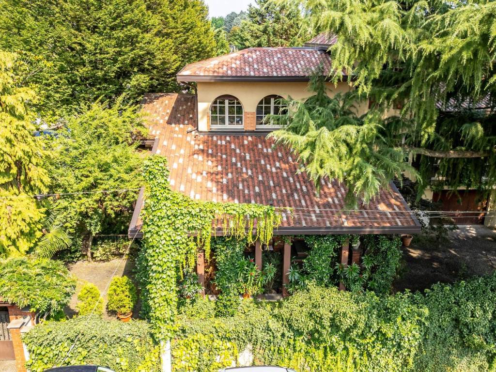 Villa a Gorla minore in Via Ambrogio Colombo, 28 - Foto 3