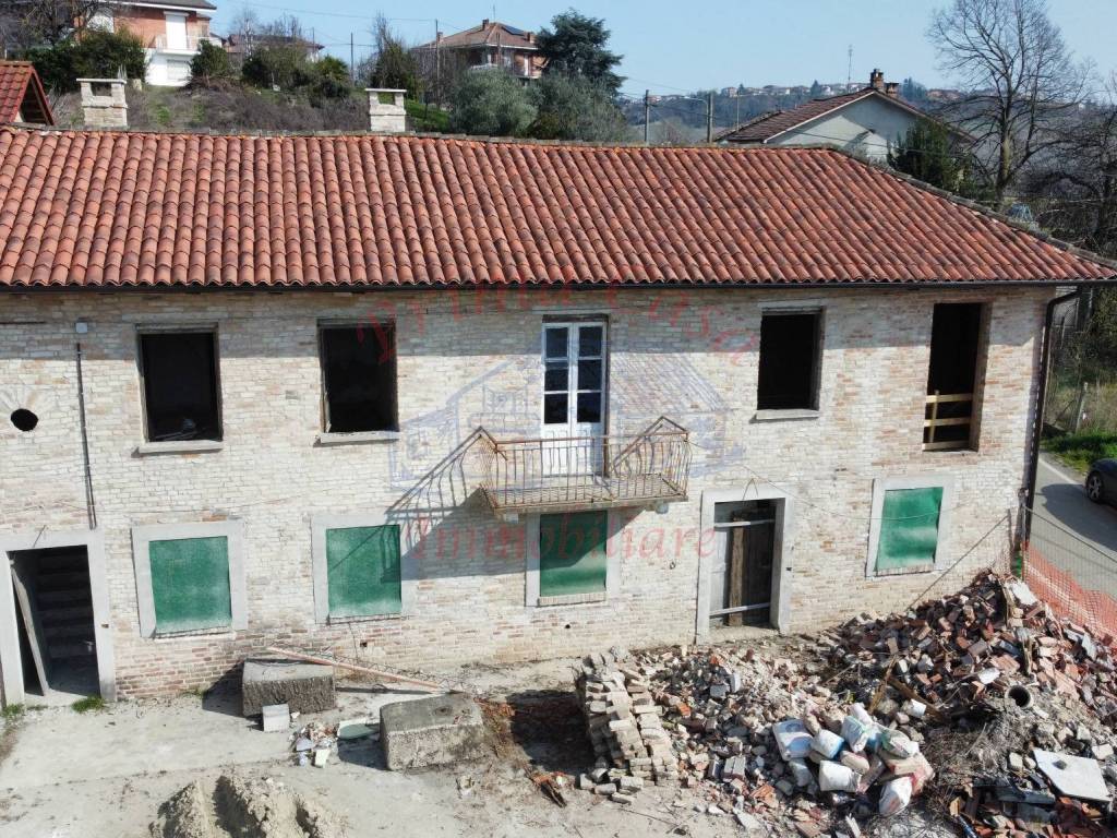 Rustico / casale a Castagnole delle lanze in Via Dellapiana - Foto 3