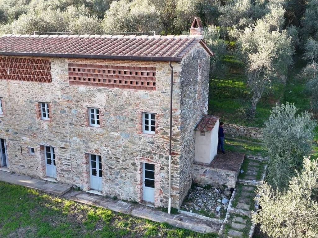 Villa a Camaiore in Via da Montebello a Camaiore - Foto 4