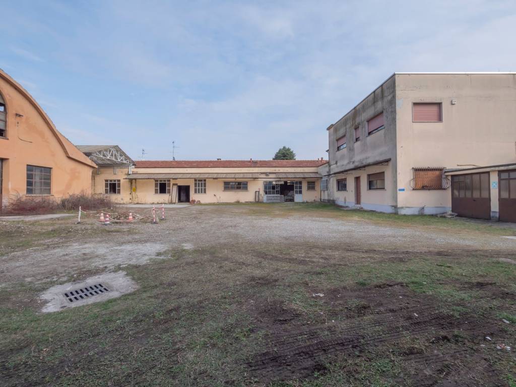 Terreno a Caronno pertusella in Via Alessandro Manzoni, 45 - Foto 4