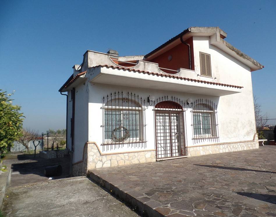 Villa a Aprilia in Via Scrivia, 6 - Foto 2