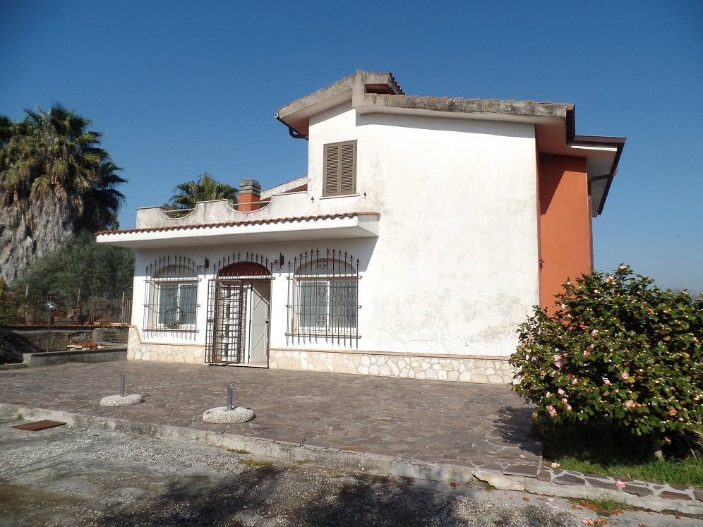 Villa a Aprilia in Via Scrivia, 6 - Foto 3