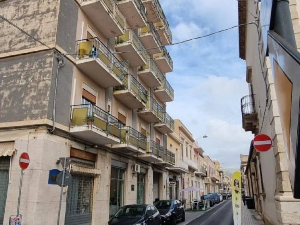 Appartamento a Avola in VIA MILANO, 24 - Foto 2
