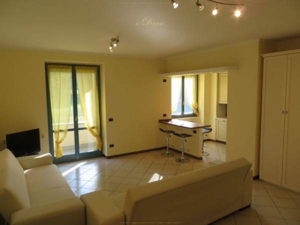 Appartamento a Castelletto sopra ticino in via 1° Maggio 50 - Foto 2