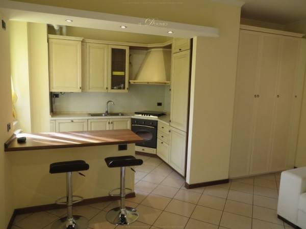 Appartamento a Castelletto sopra ticino in via 1° Maggio 50 - Foto 5