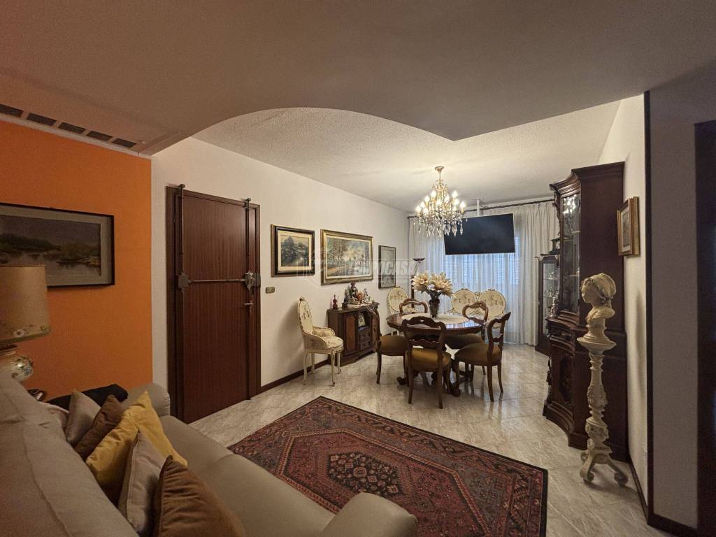 Appartamento a Casale monferrato in Via Cesare Cobianchi - Foto 3