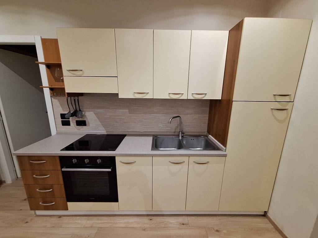 Appartamento a Santa vittoria d'alba in Via Statale, 22 - Foto 5