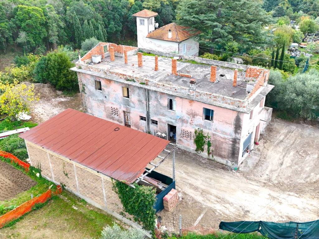 Casa indipendente a San benedetto del tronto in Via Molveno, 12 - Foto 2