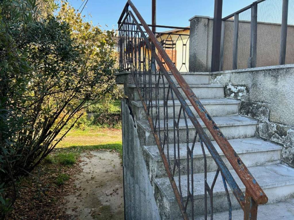 Casa indipendente a Broccostella in via Falcone - Foto 4