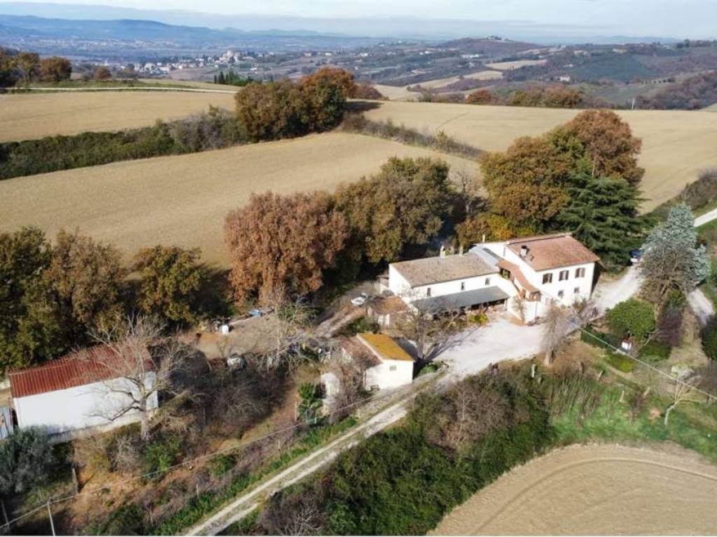 Rustico / casale a Todi in loc. Cacciano - Foto 4