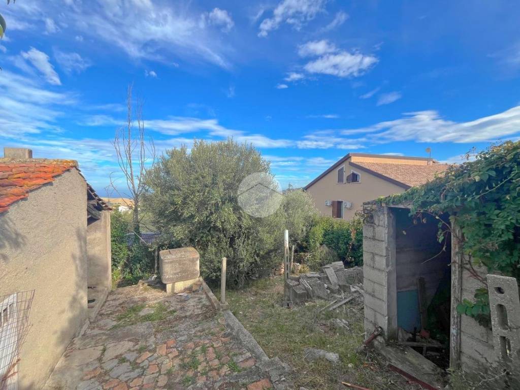 Rustico / casale a Roseto degli abruzzi in Via G. de Vincentis, 2 - Foto 4