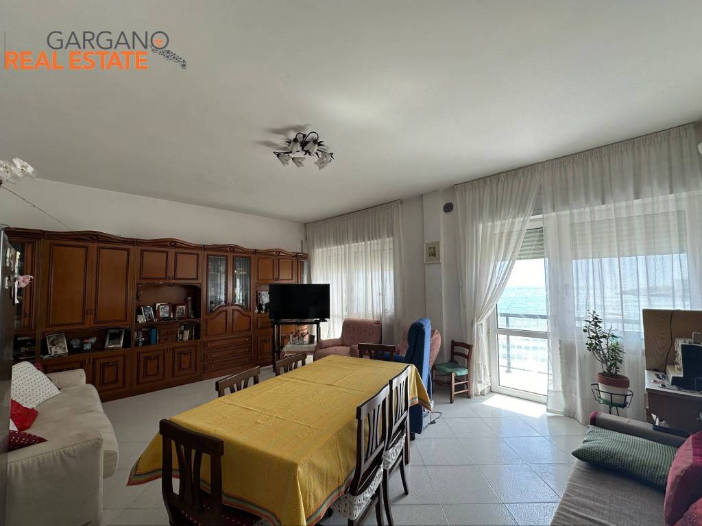 Appartamento a Vieste in Lungomare Cristoforo Colombo - Foto 4