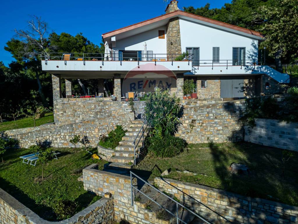 Villa a Andora in via del lampin - Foto 3