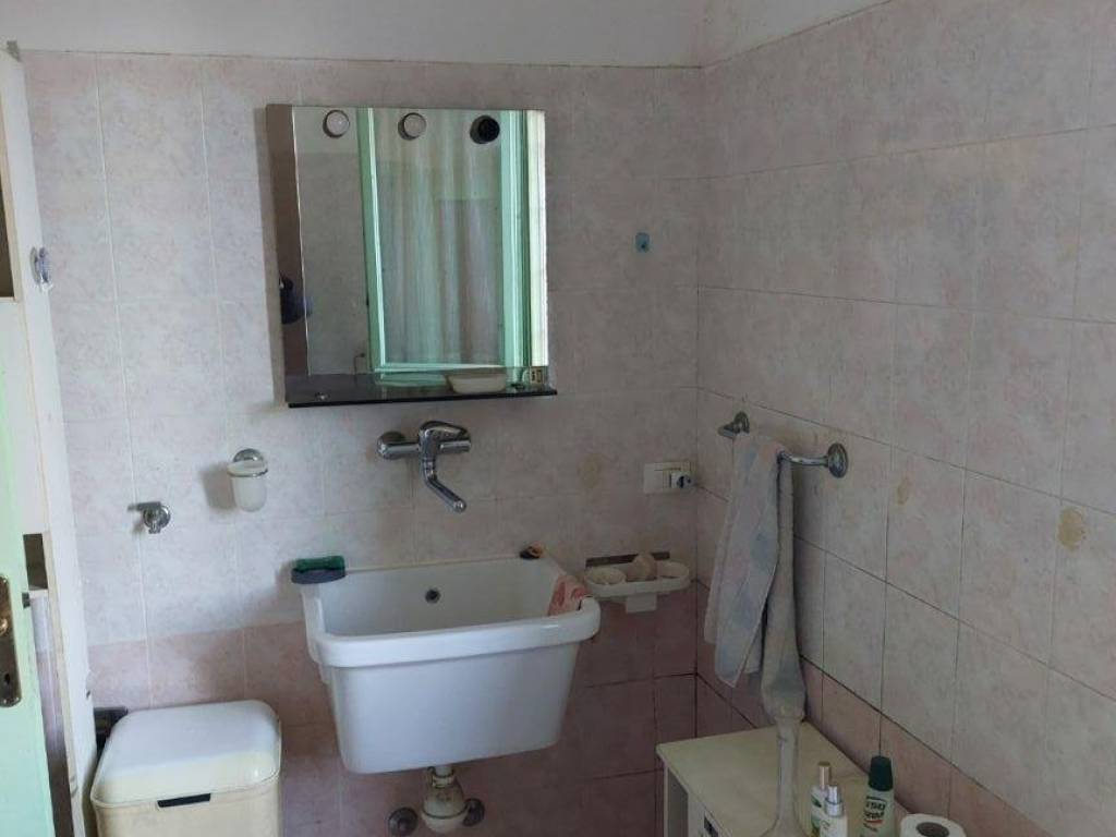 Casa indipendente a Castelvetro piacentino in Via U. Pelò, 3 - Foto 4