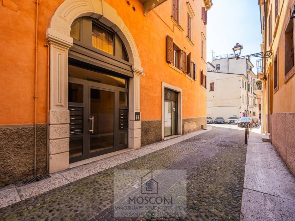 Attico / mansarda a Verona in Via Amanti, 8 - Foto 4