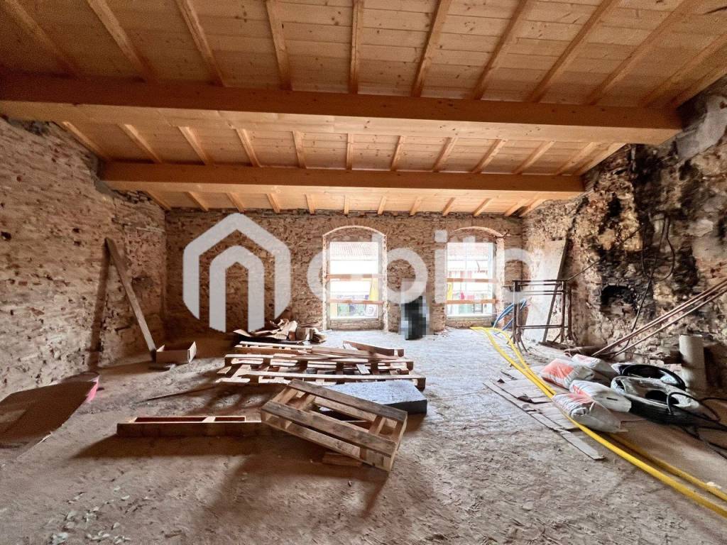 Appartamento a Montevarchi in Via 8 Marzo - Foto 2