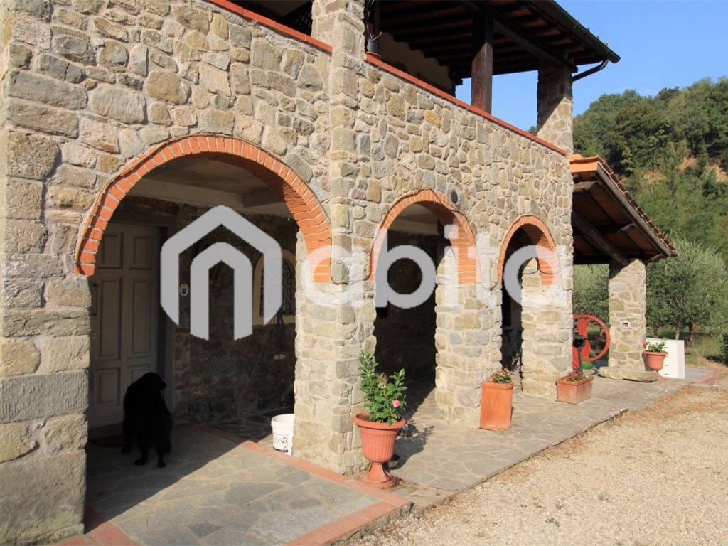 Rustico / casale a Castelfranco piandisco in CASTELFRANCO DI SOPRA - Foto 2