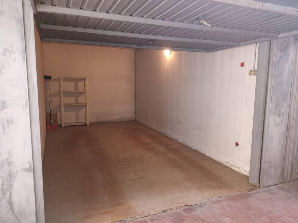 Box / garage a Saluzzo in Via della Resistenza, 34 - Foto 4