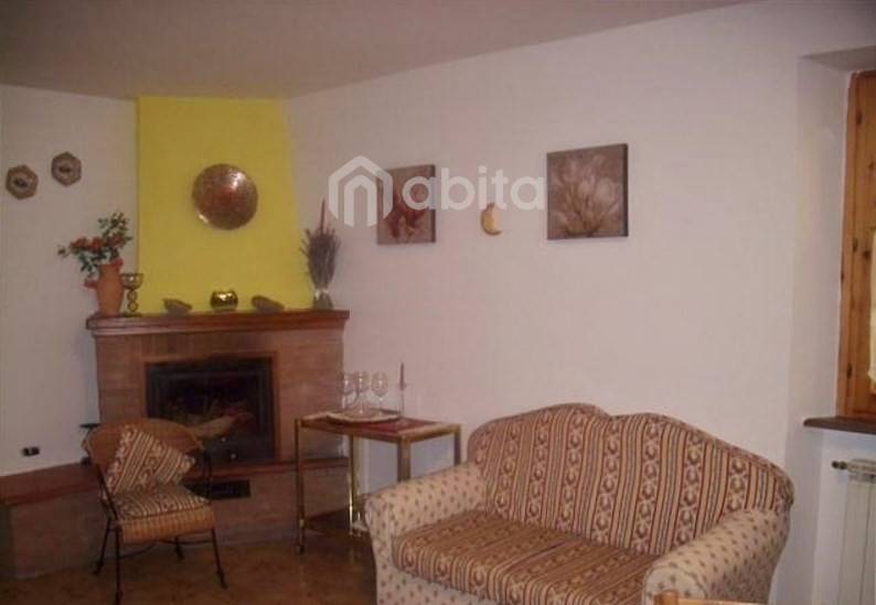 Appartamento a Bucine in VIA DEL CASTAGNO - Foto 2