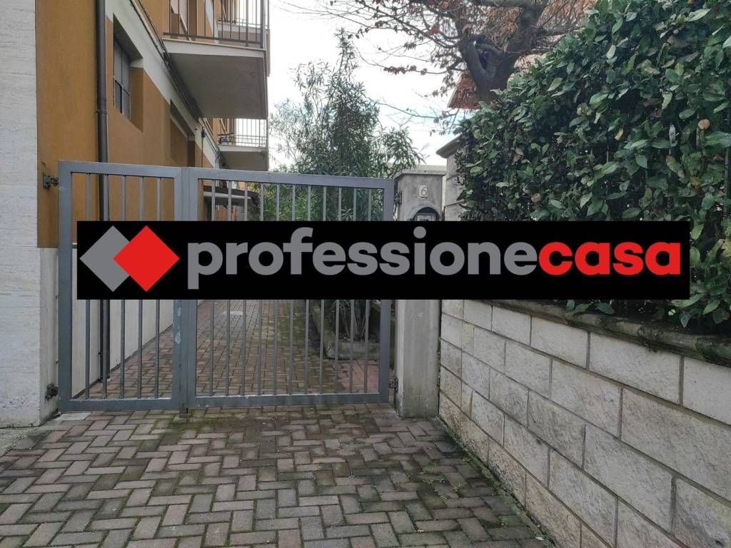 Appartamento a Chieti in VIA PAOLO TOSTI, 6 - Foto 2