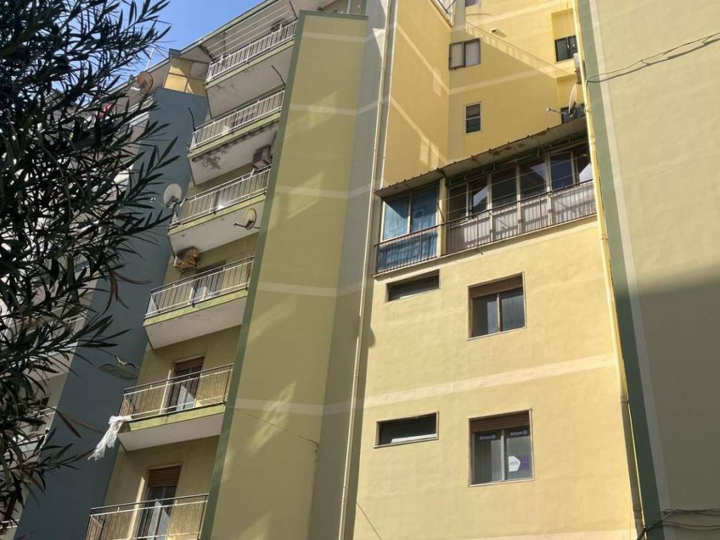 Appartamento a Crotone in Via Dante Alighieri, 26 - Foto 2