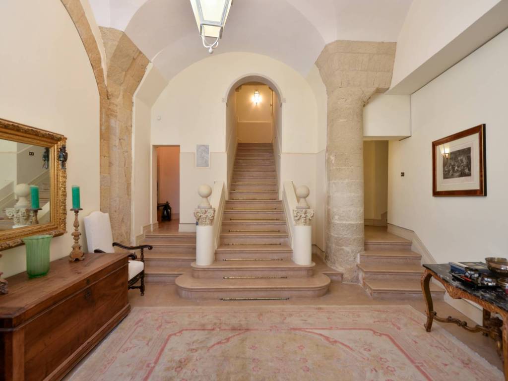 Palazzo / stabile a Lecce in Piazzetta Gabriele Riccardi - Foto 2