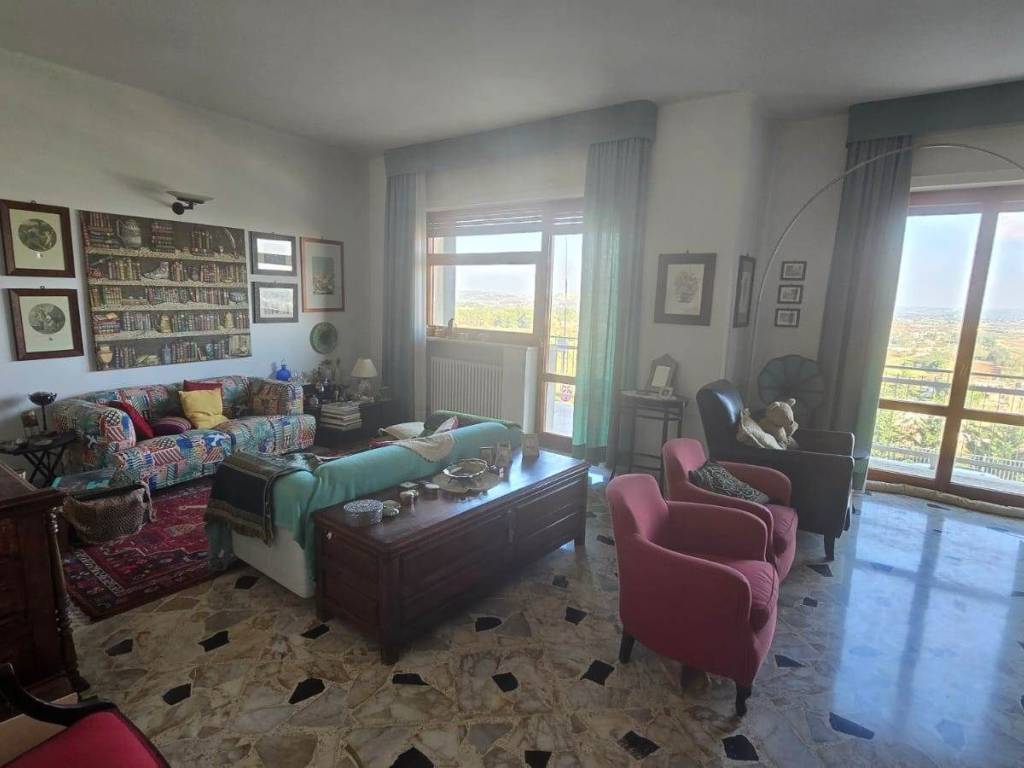 Appartamento a Martina franca in VIA ALCIDE DE GASPERI 50 - Foto 4