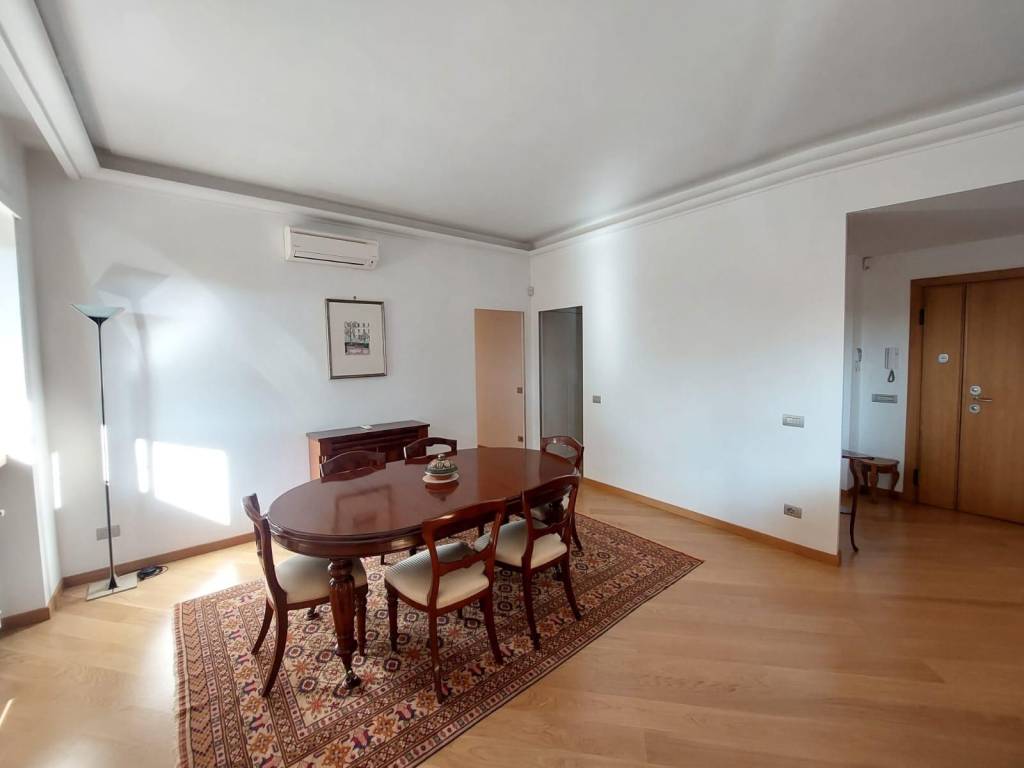 Appartamento a Roma in Via Giovanni Salviucci, 3 - Foto 3