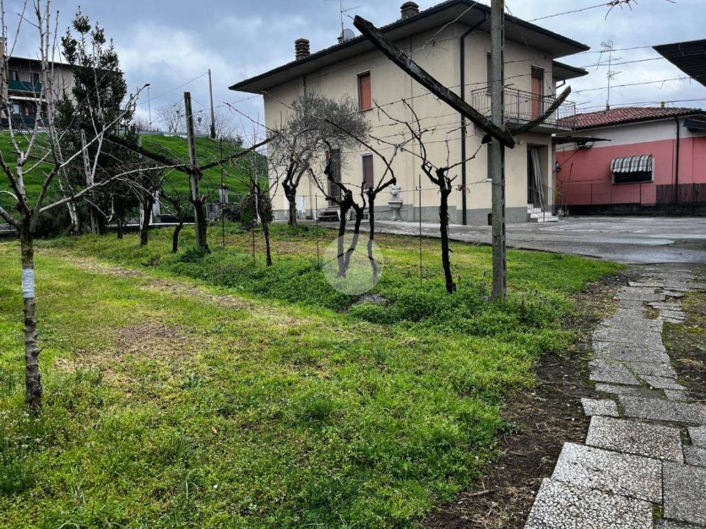 Villa a Capriano del colle in Piazza Mazzini, 1 - Foto 5