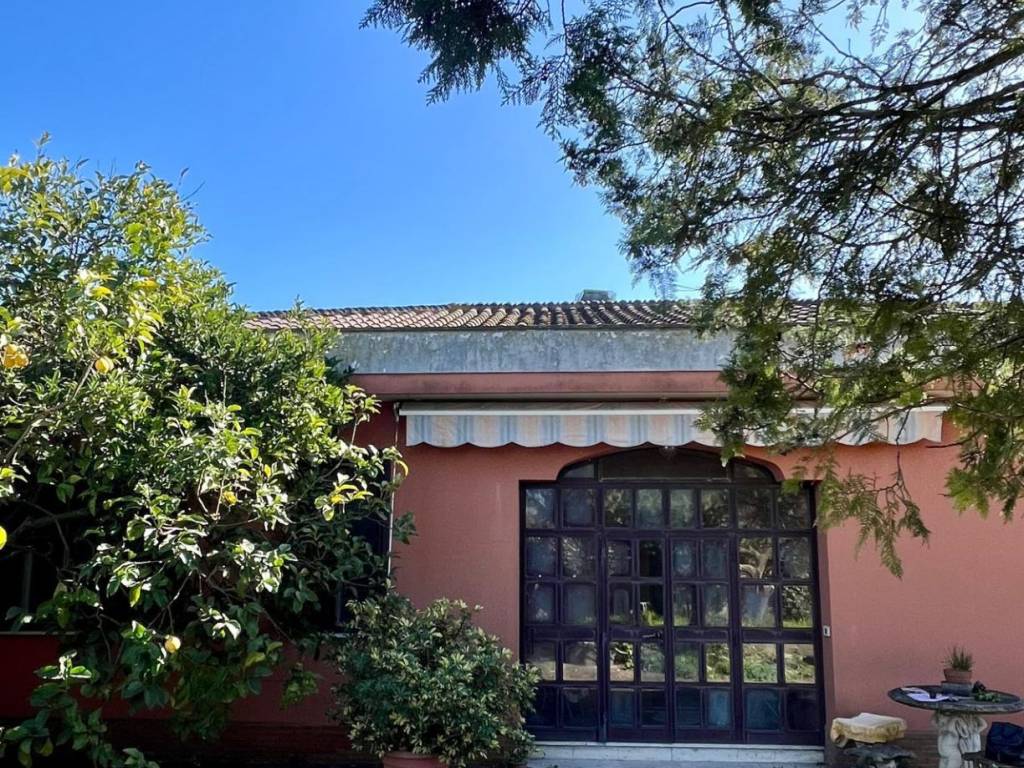 Villa a Aprilia - Foto 4