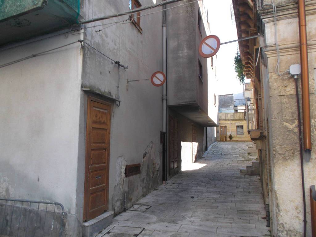 Villa a Canicattini bagni in via Cavour - Foto 5