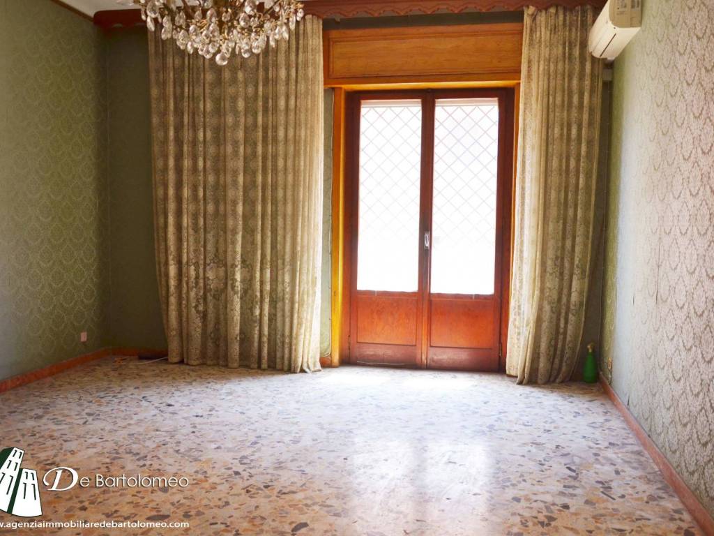 Appartamento a Taranto in Via Regina Elena - Foto 4