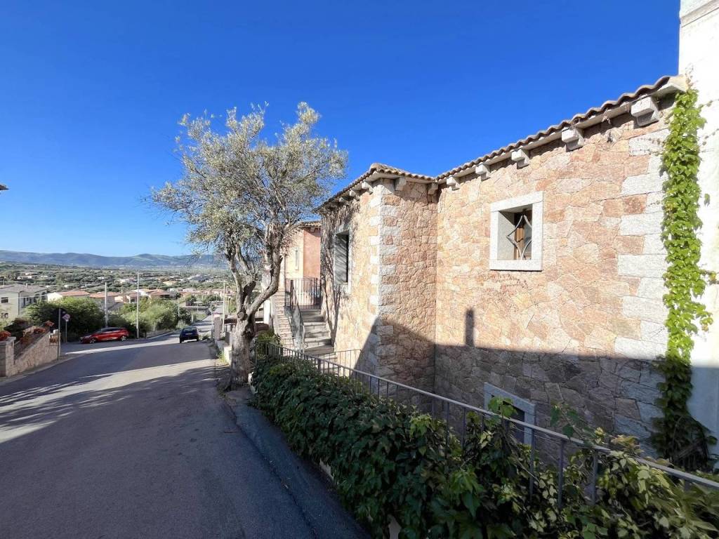 Appartamento a Badesi in Via Pascoli - Foto 2