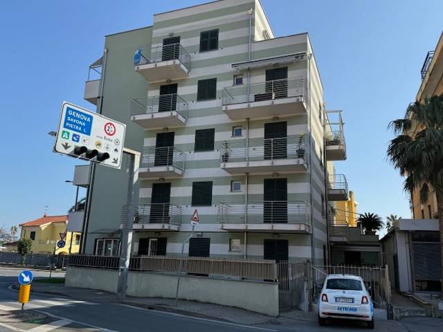 Box / garage a Loano in Viale Tito Minniti, 3 - Foto 4