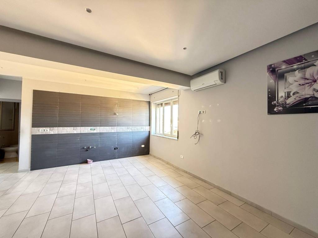 Appartamento a Quarto in Via Dino Campana, 153 - Foto 4