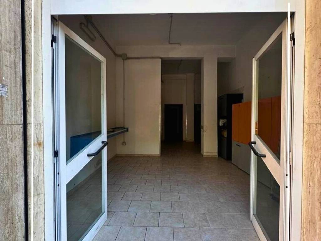 Box / garage a Taranto in Via Messapia, 53 - Foto 2