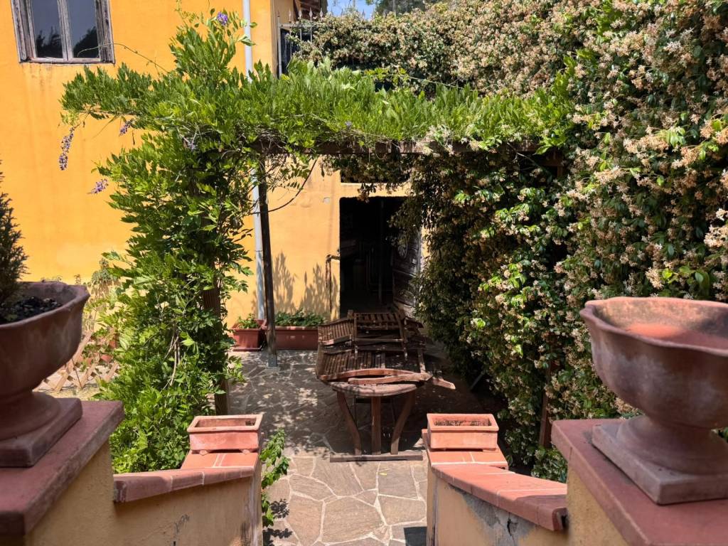 Rustico / casale a Prato in Via di Carteano - Foto 4