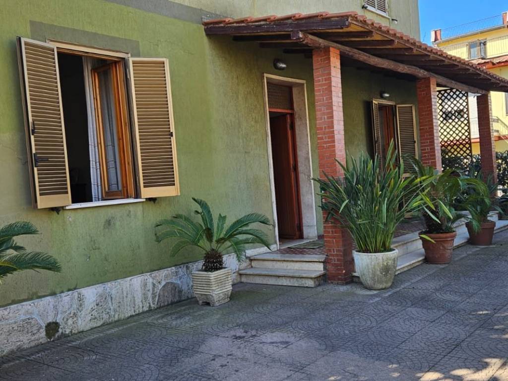 Appartamento a Cisterna di latina in Via Roma - Foto 2