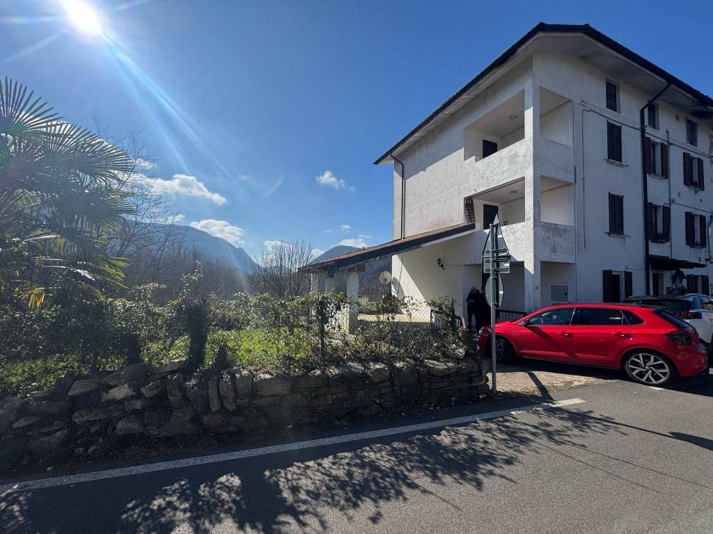 Appartamento a Cunardo in Via Raglio, 40 - Foto 2