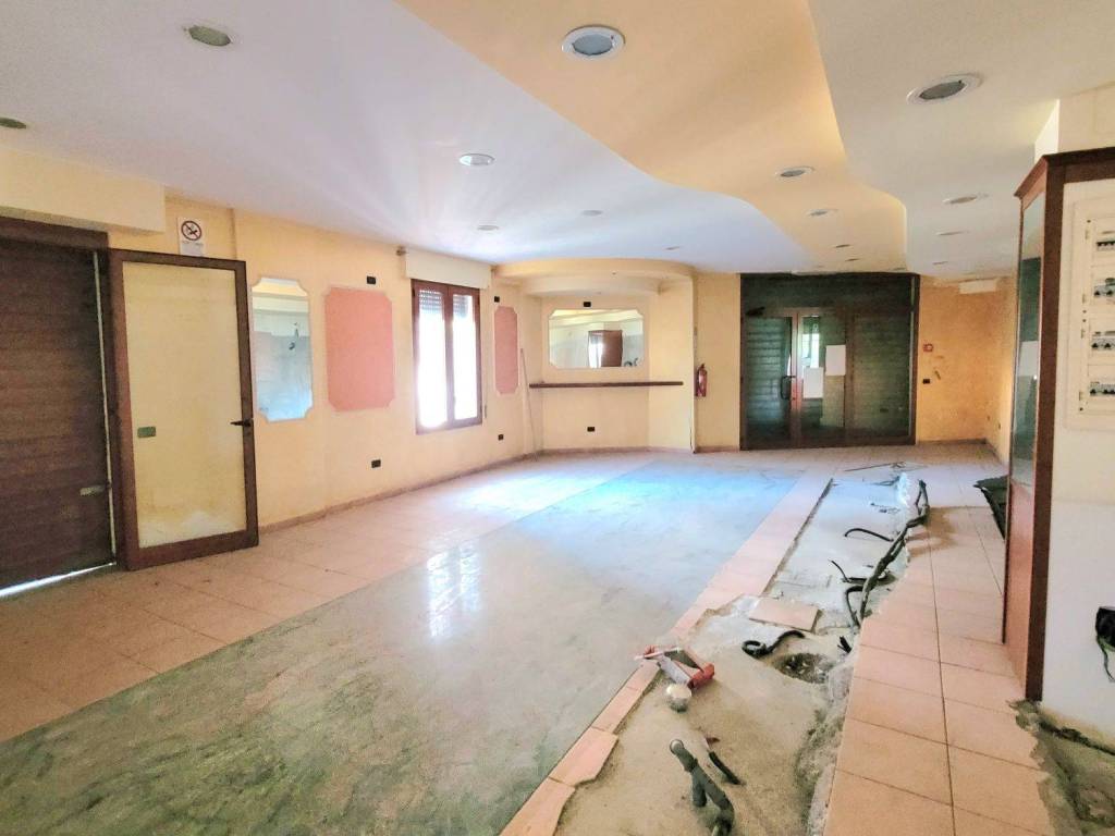 Immobile a Barcellona pozzo di gotto in Via Giacomo Medici, 436 - Foto 3