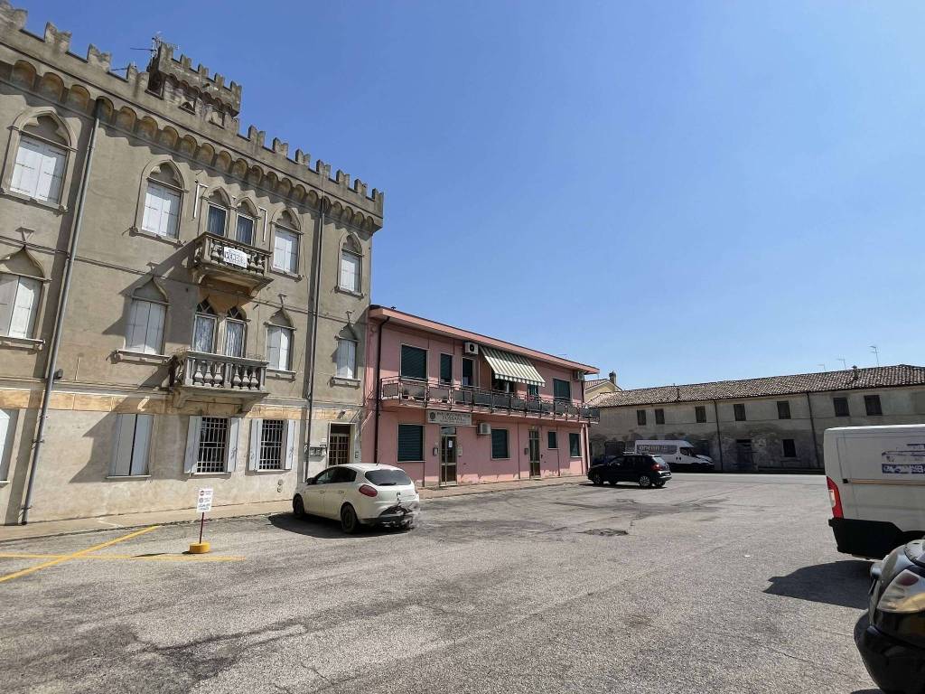Immobile a Porto viro in Piazza Giacomo Matteotti, 4 - Foto 5