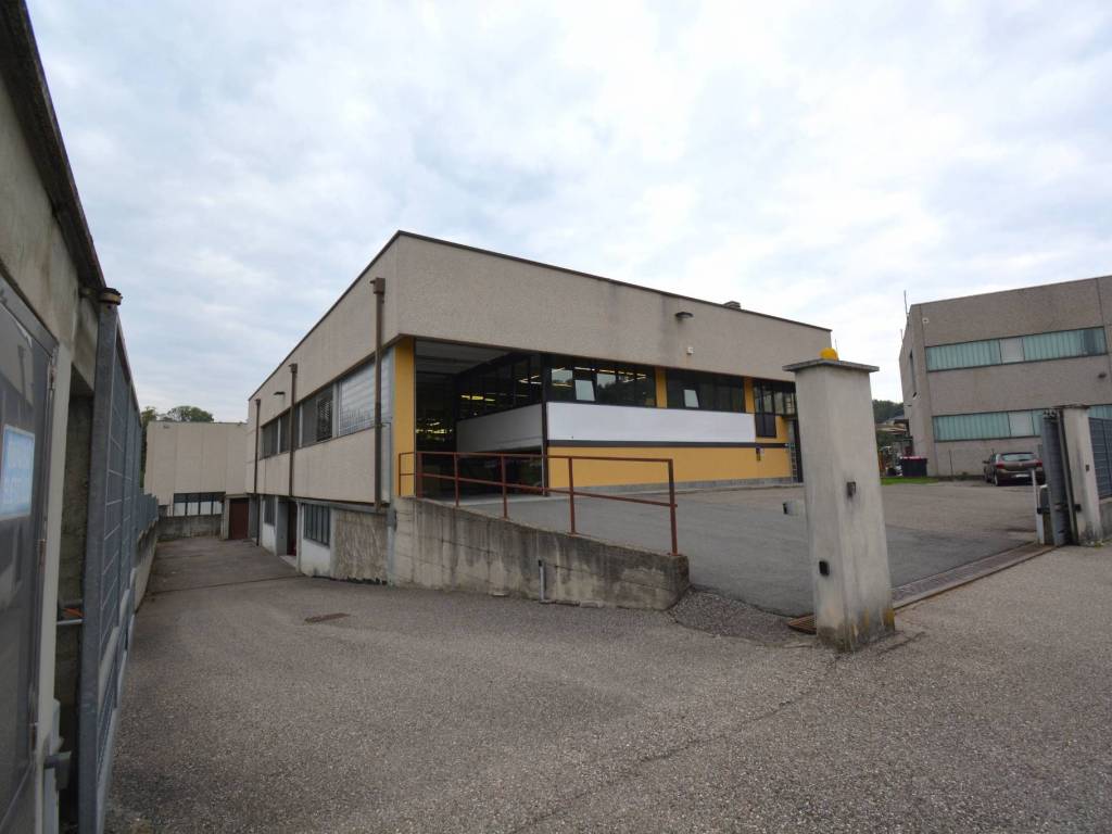 Immobile a Azzate in Via 2 Giugno - Foto 2