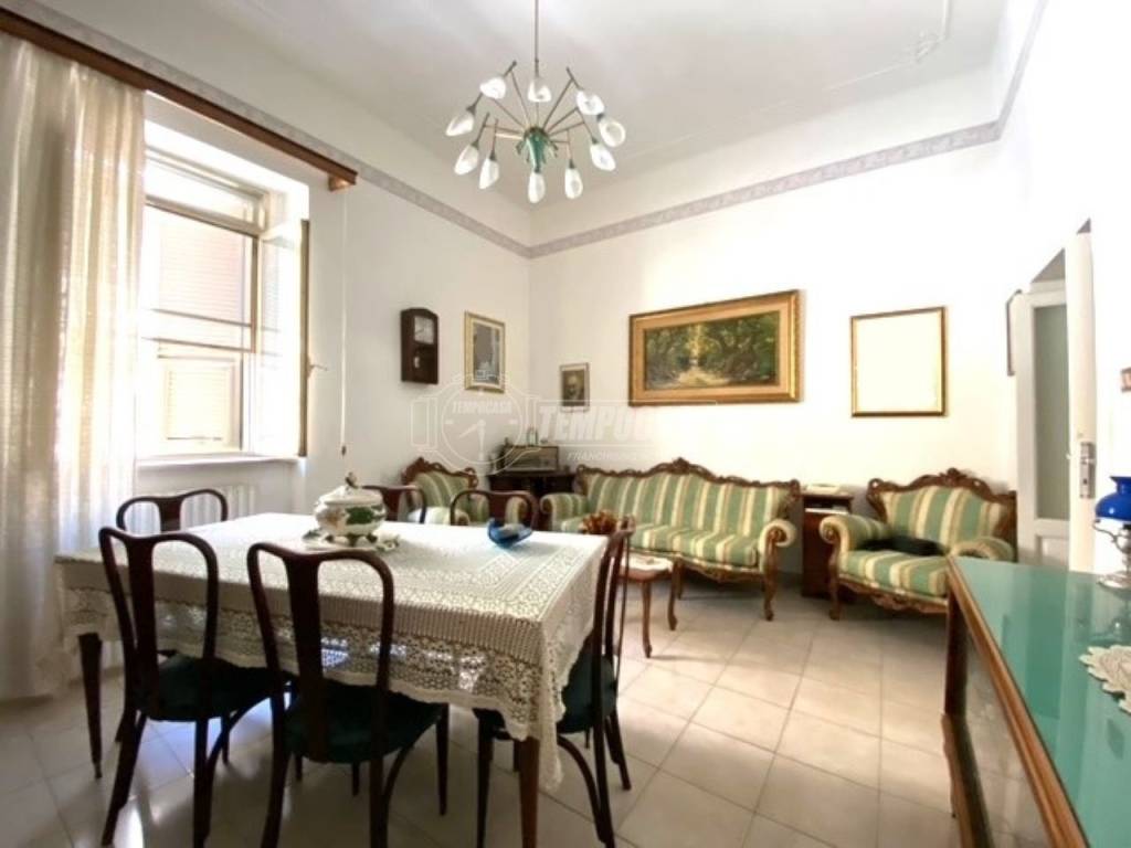 Appartamento a Foggia in Via Vincenzo Capozzi - Foto 2