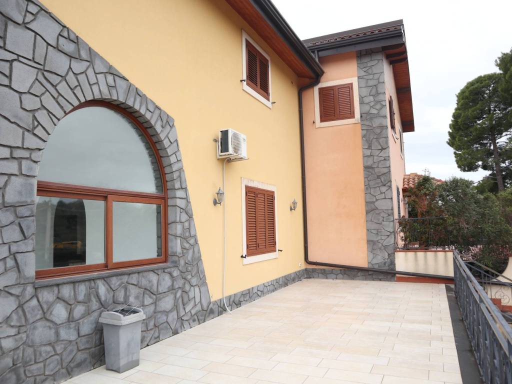 Villa a San pietro clarenza in Via Roma - Foto 5