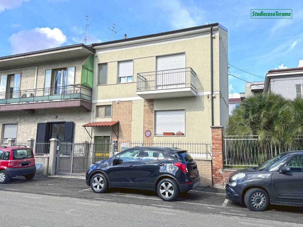 Appartamento a Teramo in Viale Francesco Crispi - Foto 2