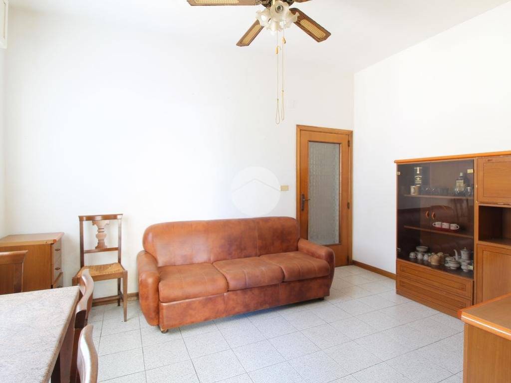 Appartamento a Alba adriatica in Via Giuseppe Garibaldi, 37 - Foto 2