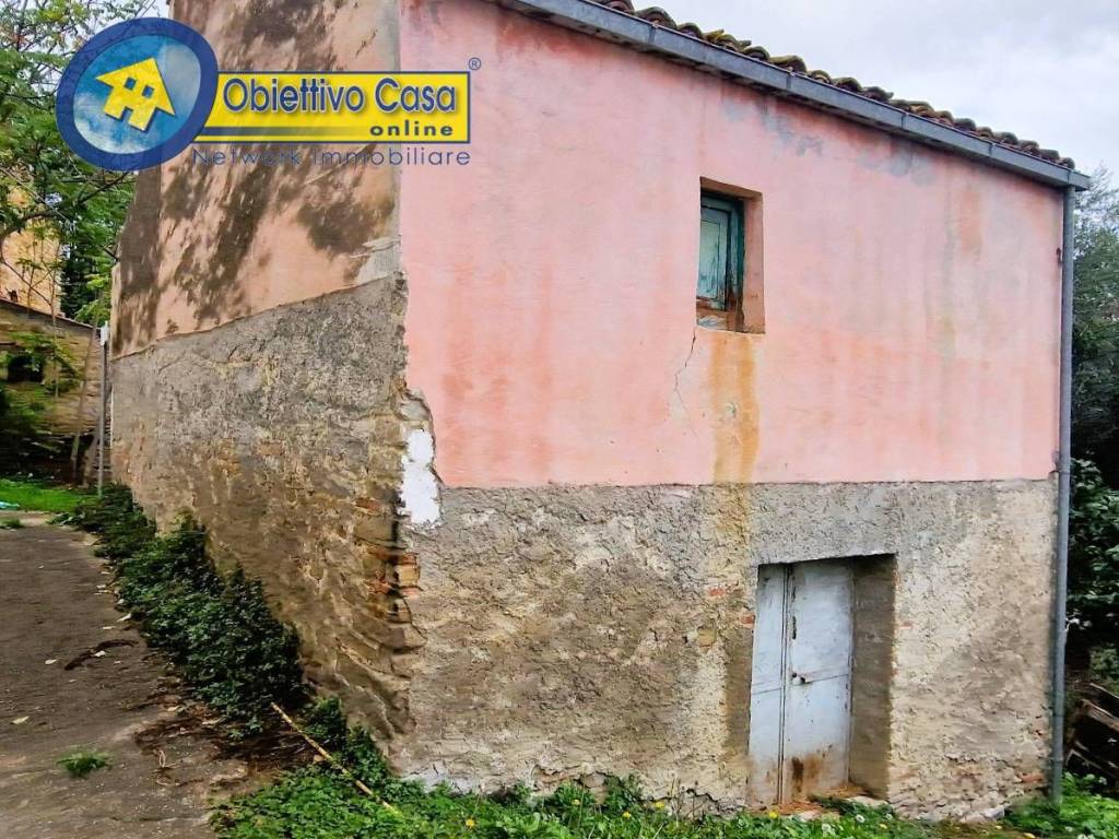Rustico / casale a Teramo - Foto 2